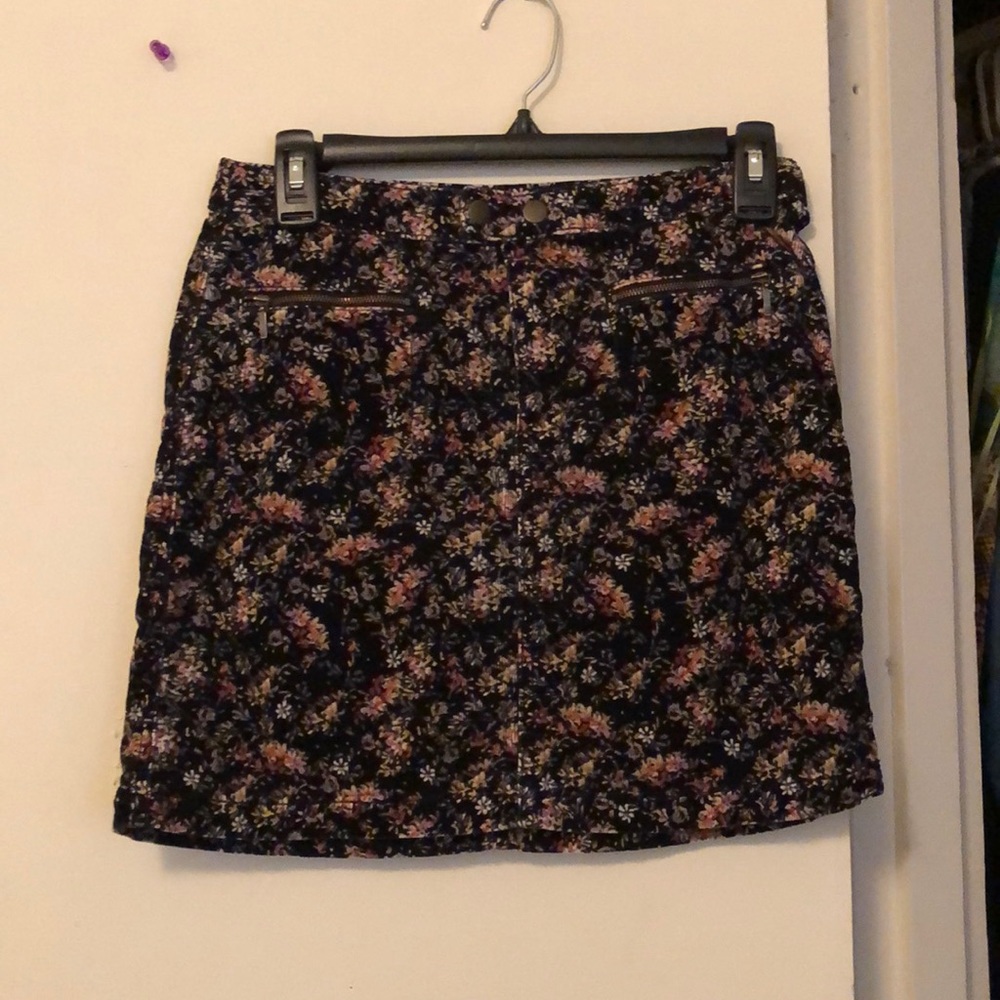 Corduroy skirt